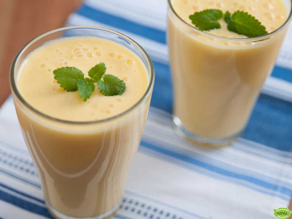 MANGO LASSI