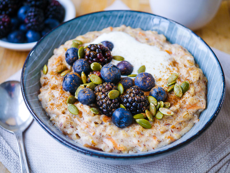Healthy Carrot Cake Oat Porridge