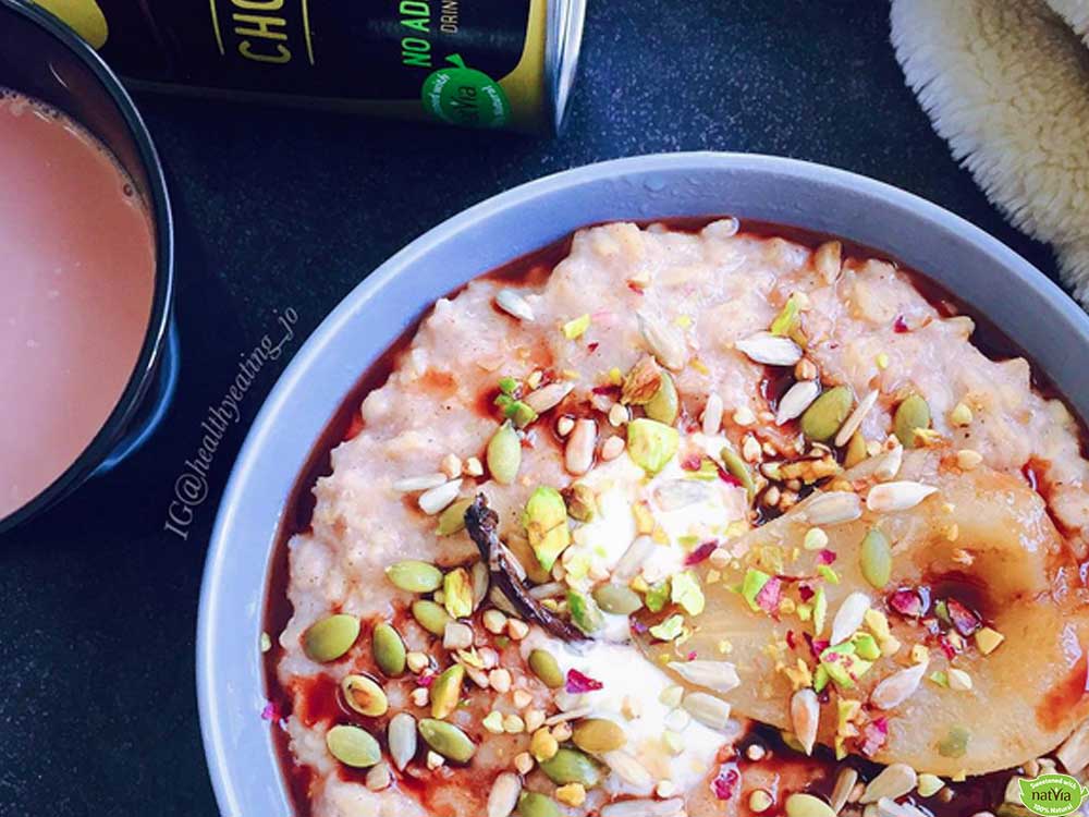 POACHED PEAR & CINNAMON PROTEIN OATS