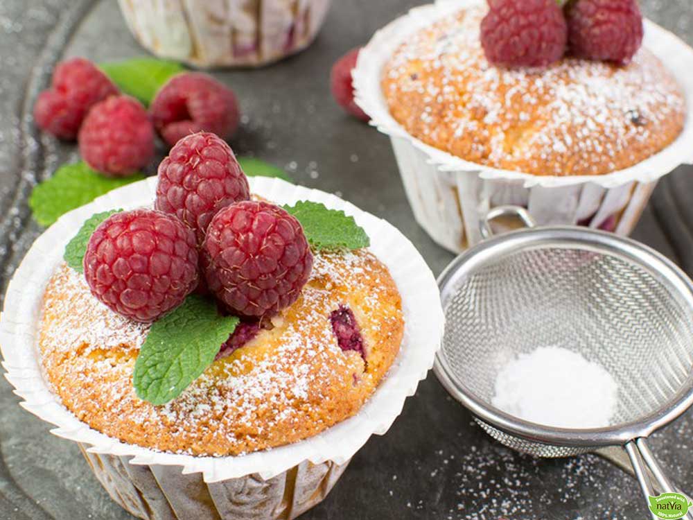 RASPBERRY CAKES