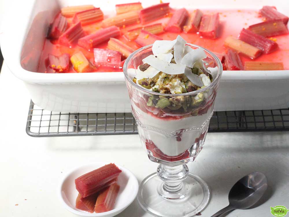 Rhubarb & Pistachio Fool