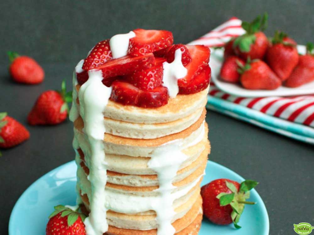 STRAWBERRIES AND CREAM COCONUT PROTEIN PANCAKES
