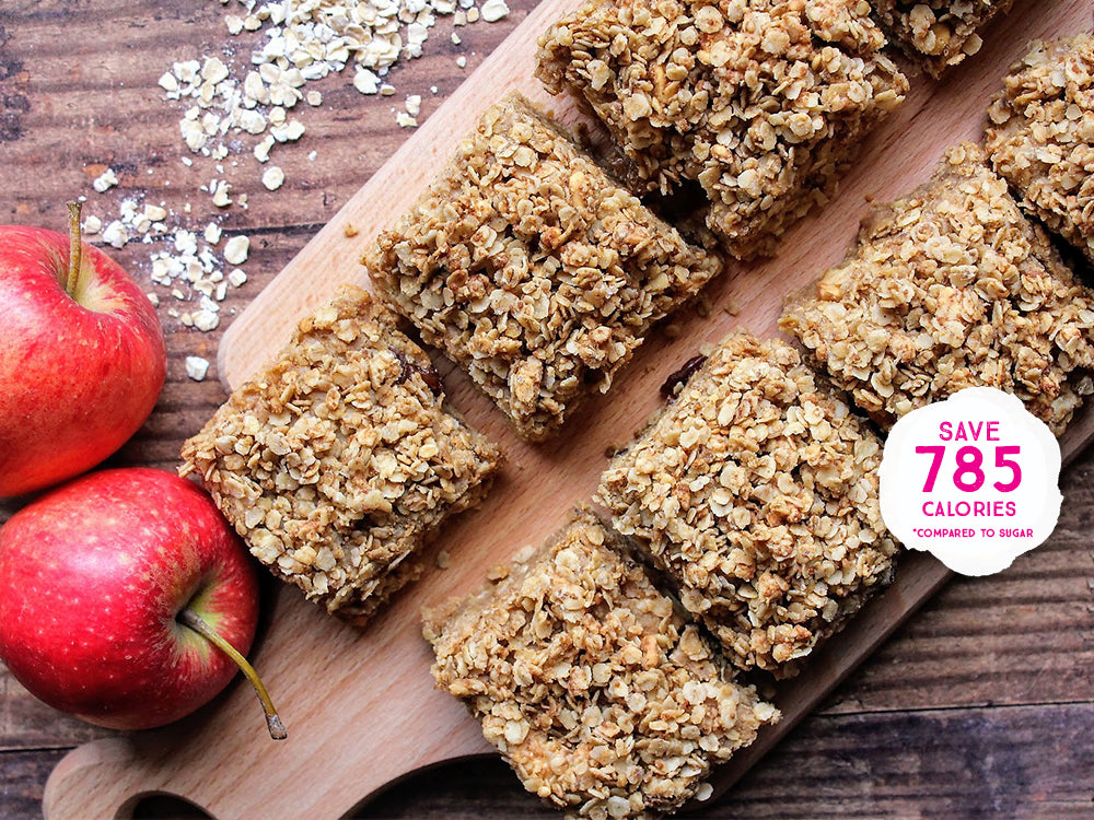 APPLE CRUMBLE OAT BARS