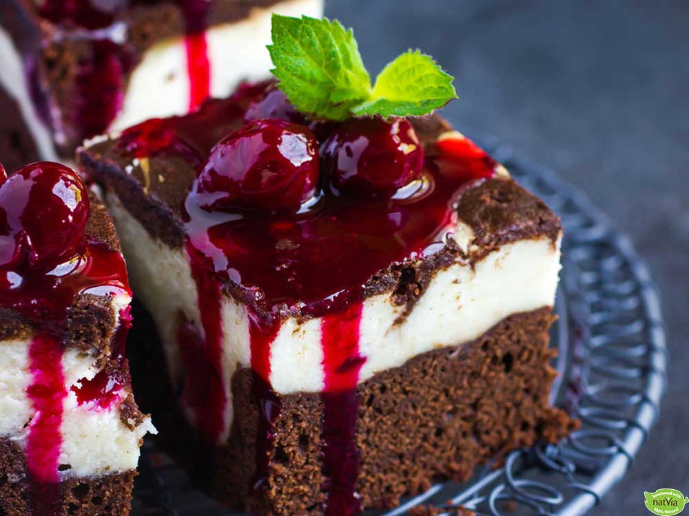 BROWNIE CHEESECAKE WITH CHERRIES