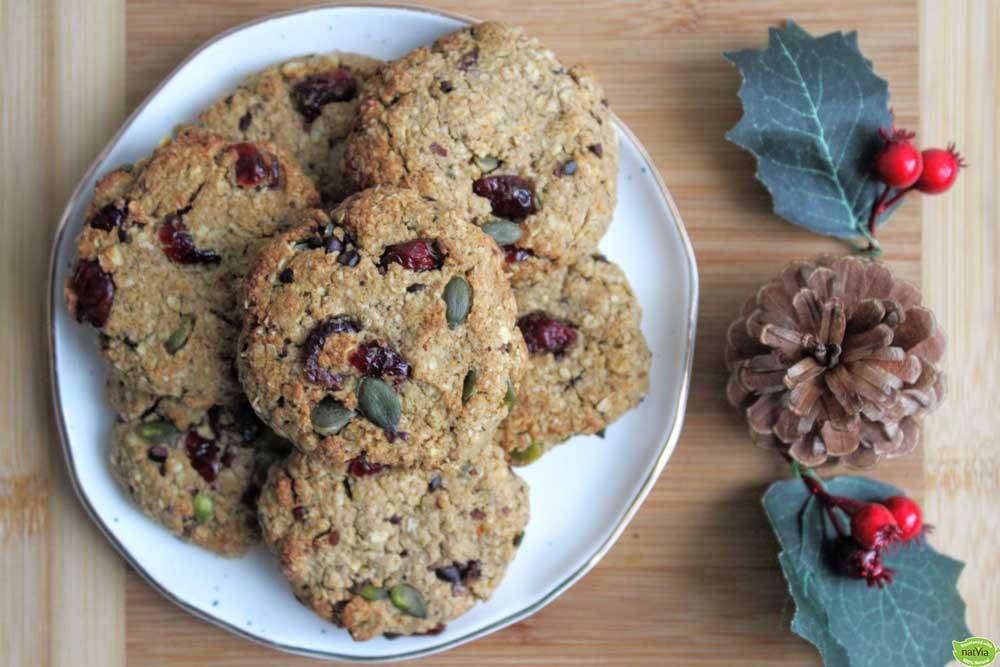CRANBERRY, PUMPKIN SEED & CACAO NIB COOKIES