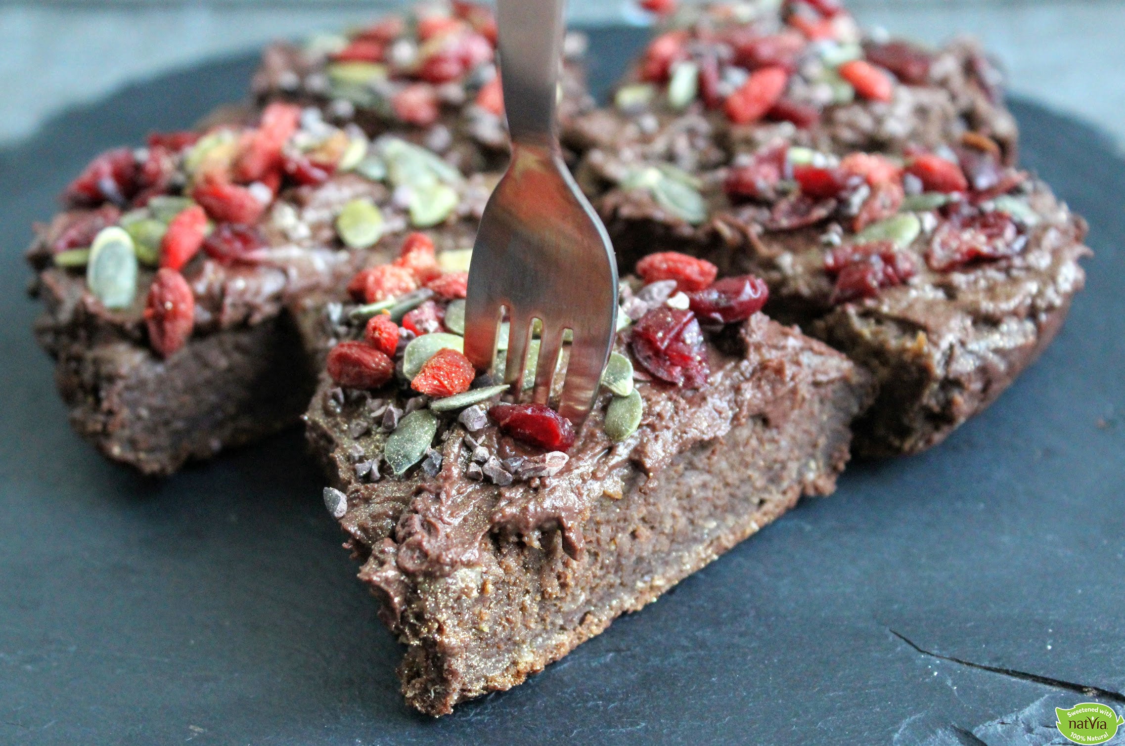 FESTIVE CHOCOLATE FUDGE CAKE