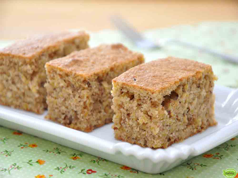 LOW CARB HAZELNUT CAKE