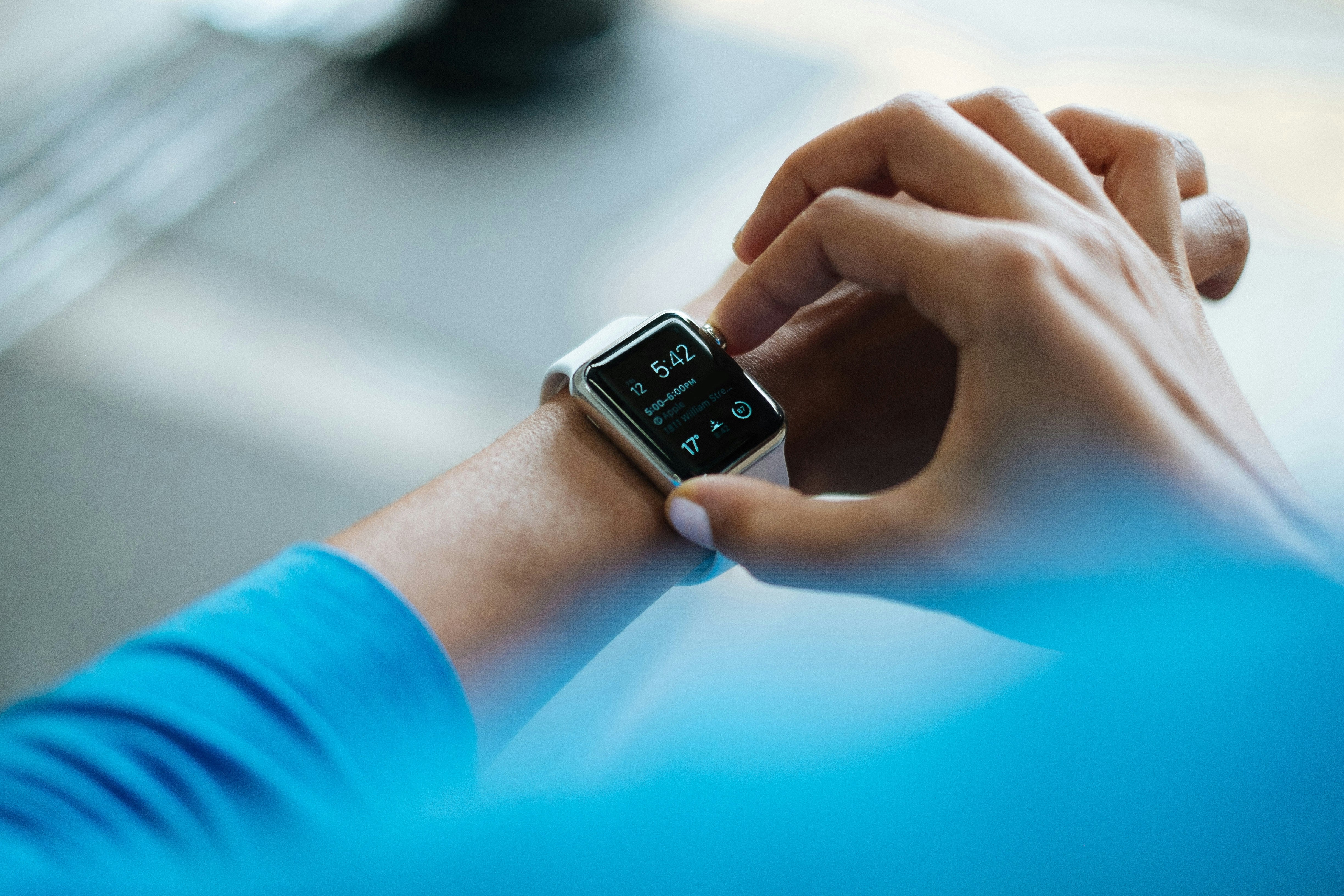 The 60 Second Rule to Reduce Sugar Cravings and Eat With Awareness