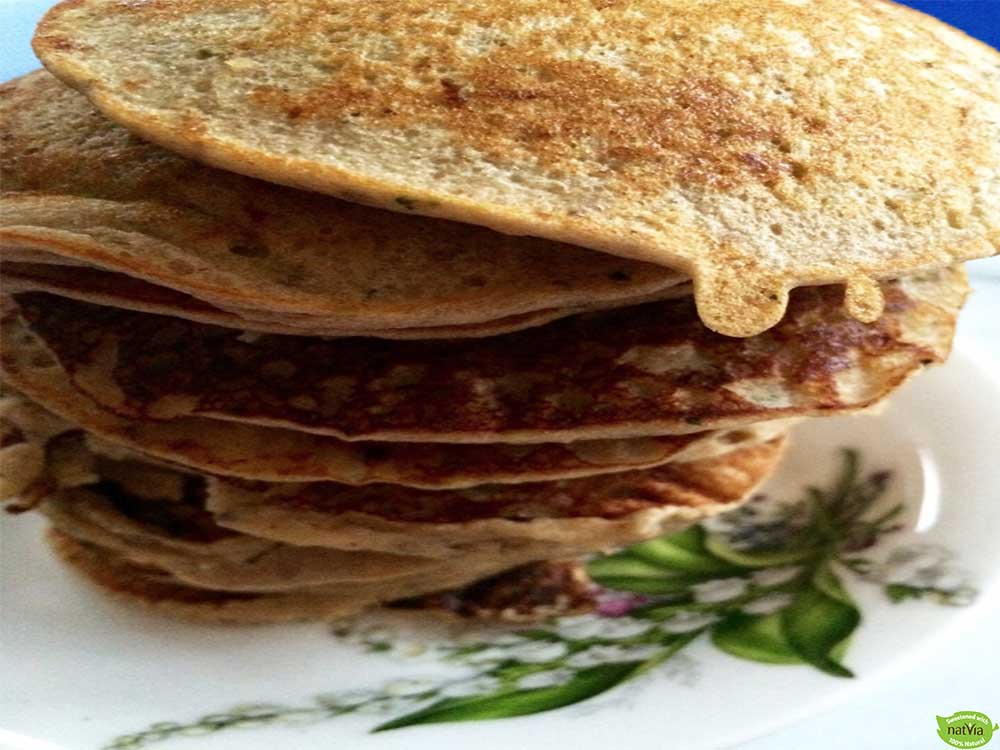 BANANA, APPLE, AND CHIA PANCAKES