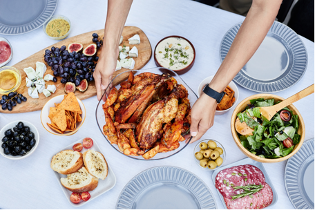 The Ultimate Christmas Hosting Guide: Stress-Free Table and Festive Ideas