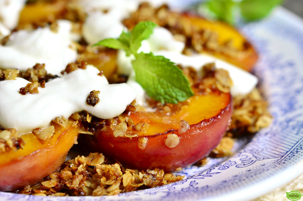 Baked Peaches with Cream
