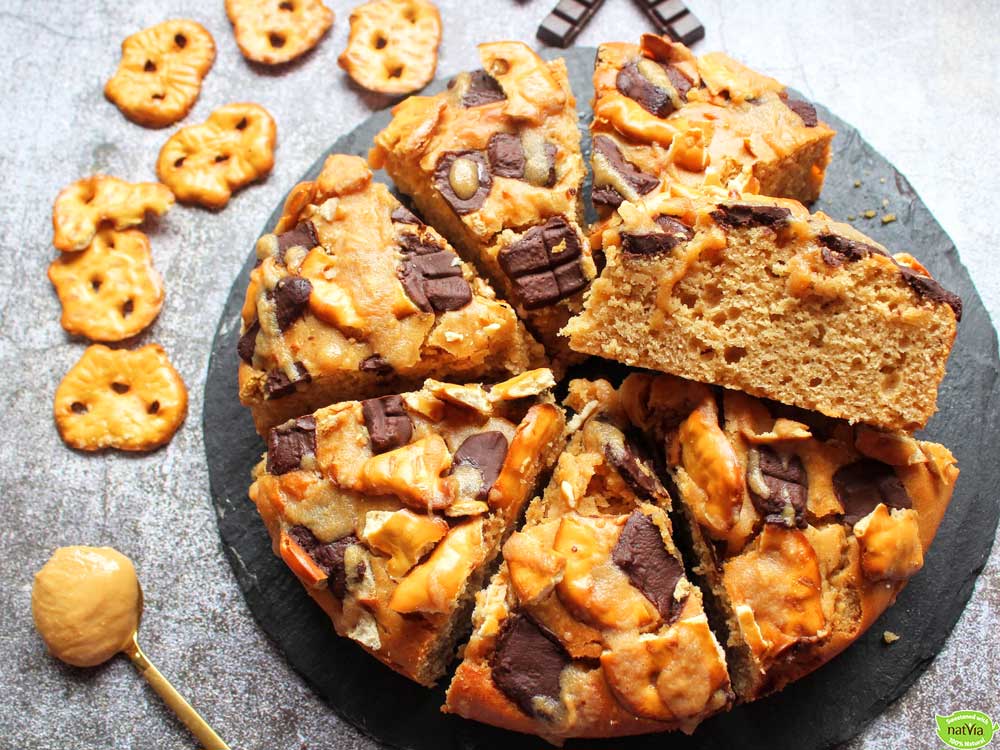 Pretzel Chocolate Chunk Blondies