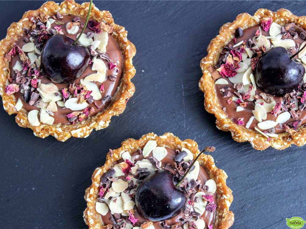CHOCOLATE AND CHERRY TARTLETS