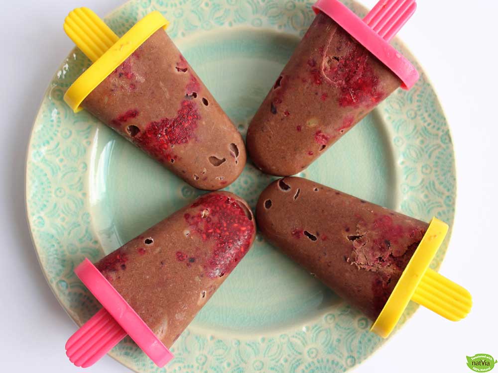 CHOCOLATE & RASPBERRY JAM ICE LOLLIES