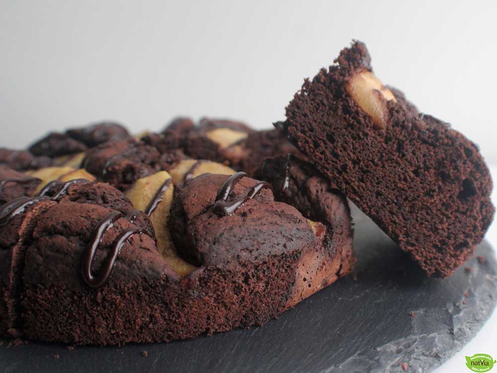 DARK CHOCOLATE & PEAR CAKE