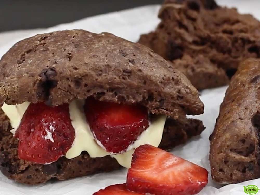 HEALTHY CHOCOLATE CHIP SCONES