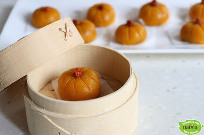 Steamed Pumpkin Mochi