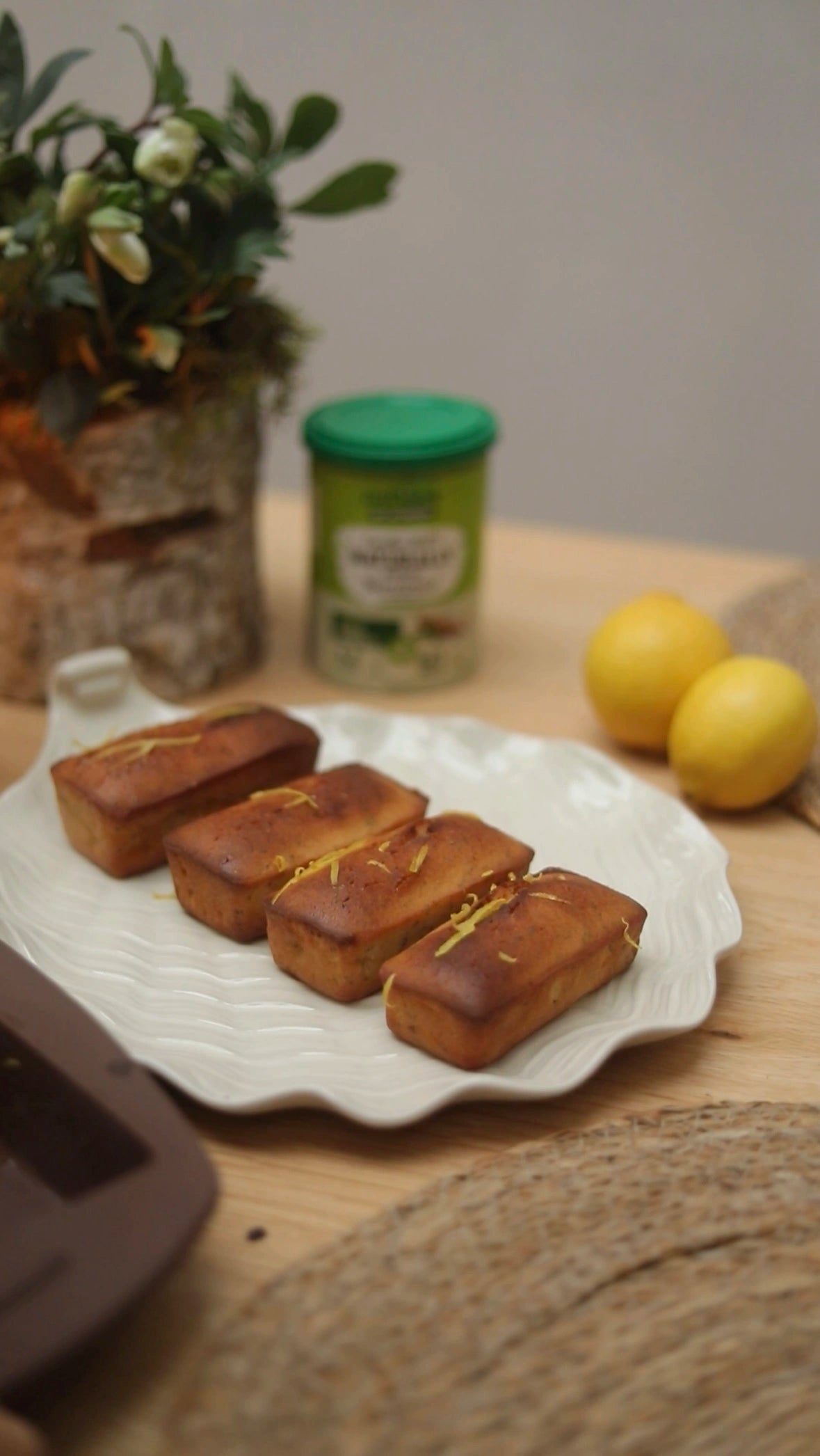 Lemon Drizzle Poppy Tea Cakes