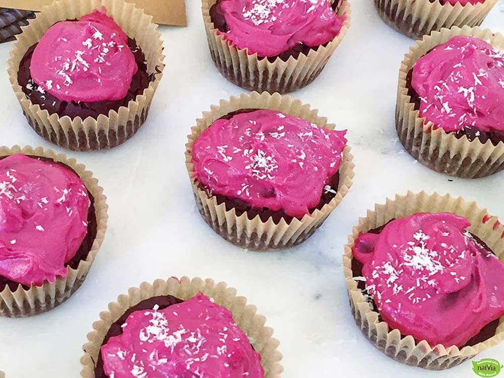 RED VELVET MUFFINS WITH CASHEW FROSTING