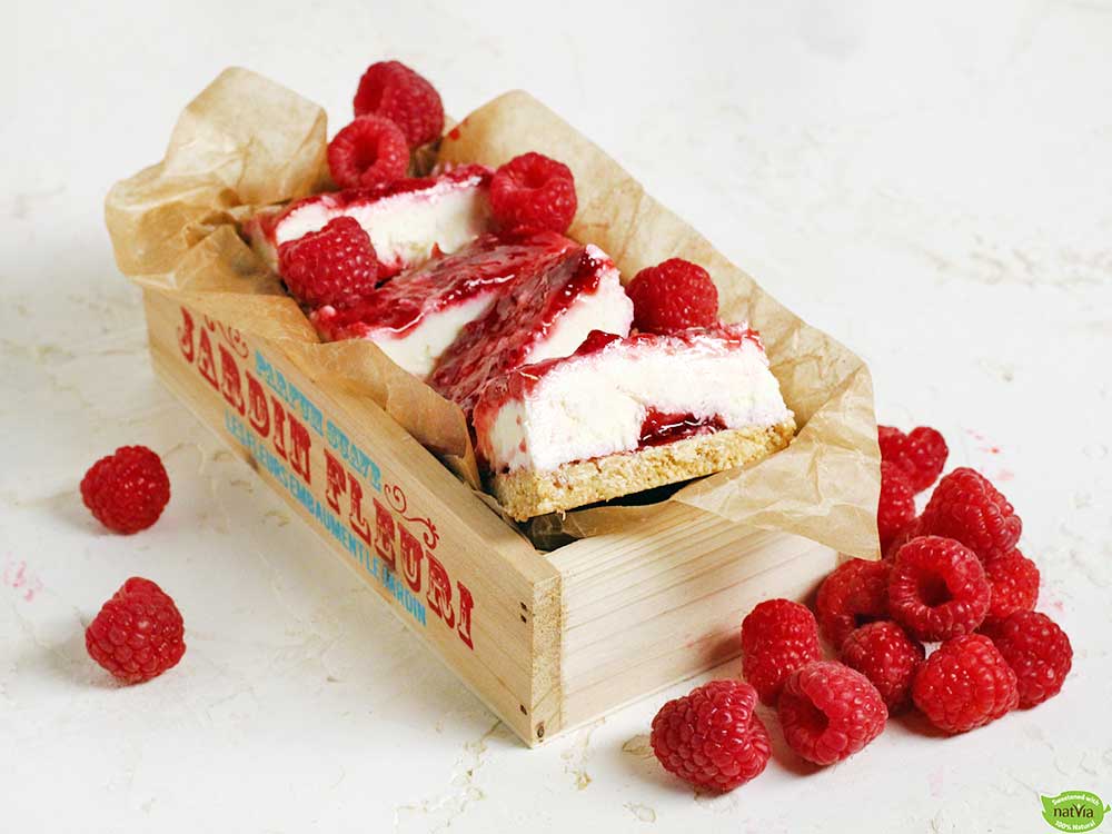 Raspberry-Ice-Cream-Cheesecake-Slice