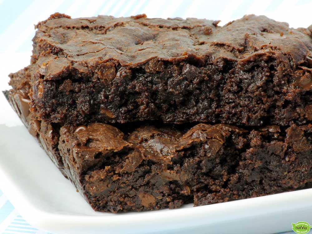 SIMPLE 4 INGREDIENT FUDGE BROWNIE