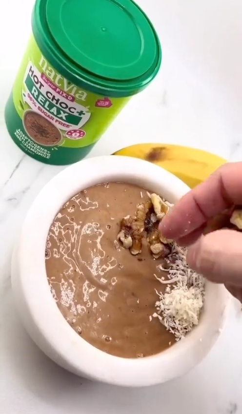 Velvety chocolate smoothie bowl