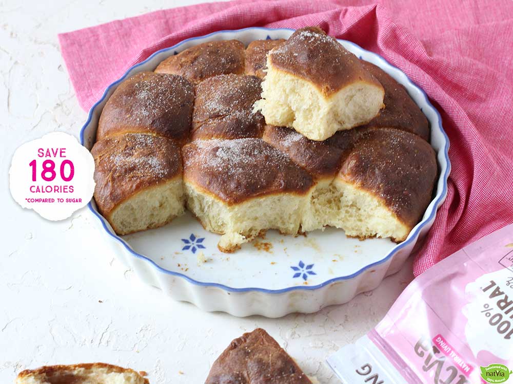 Sweet-strawberry-buns