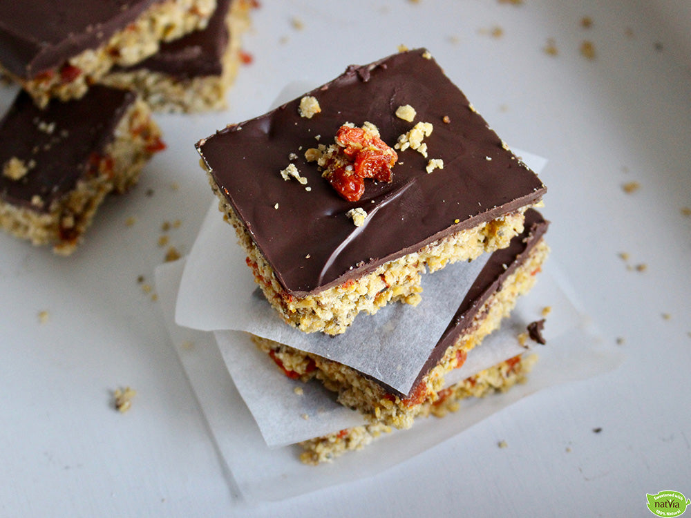 VEGAN GLUTEN-FREE GOJI BERRY AND DARK CHOCOLATE FLAPJACKS