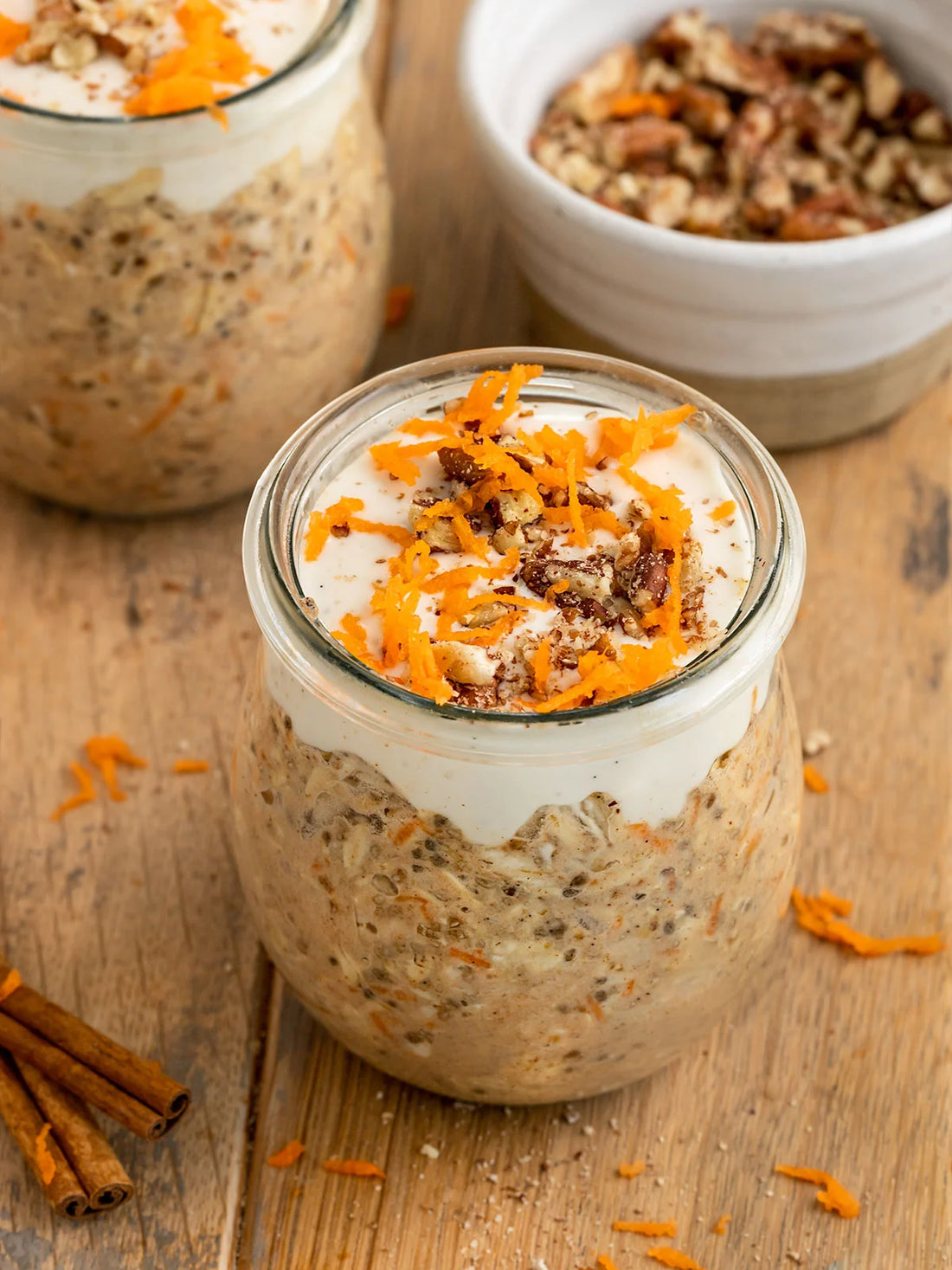 CARROT CAKE OVERNIGHT OATS