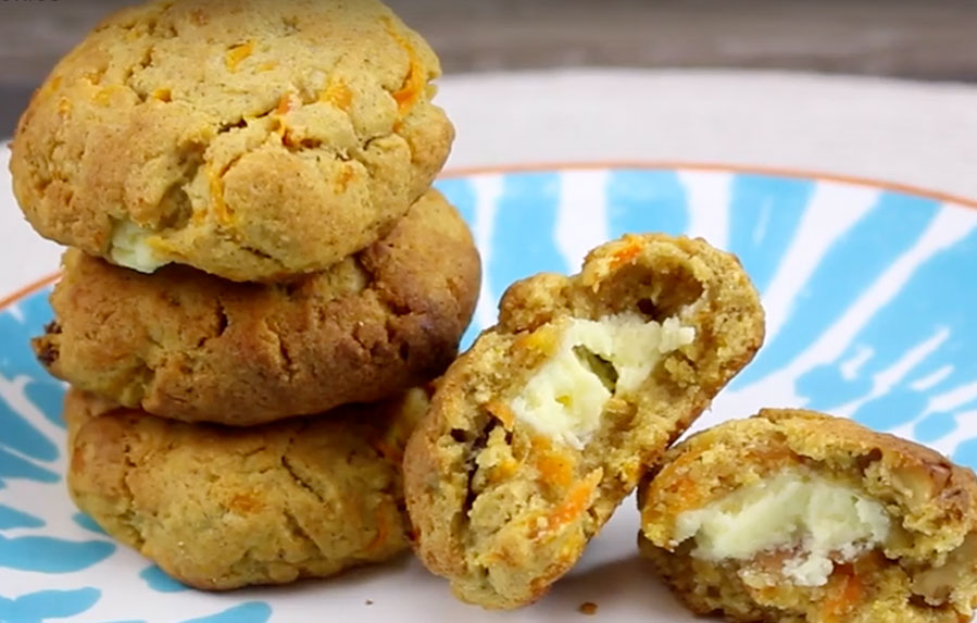 Stuffed Carrot Cake Cookies
