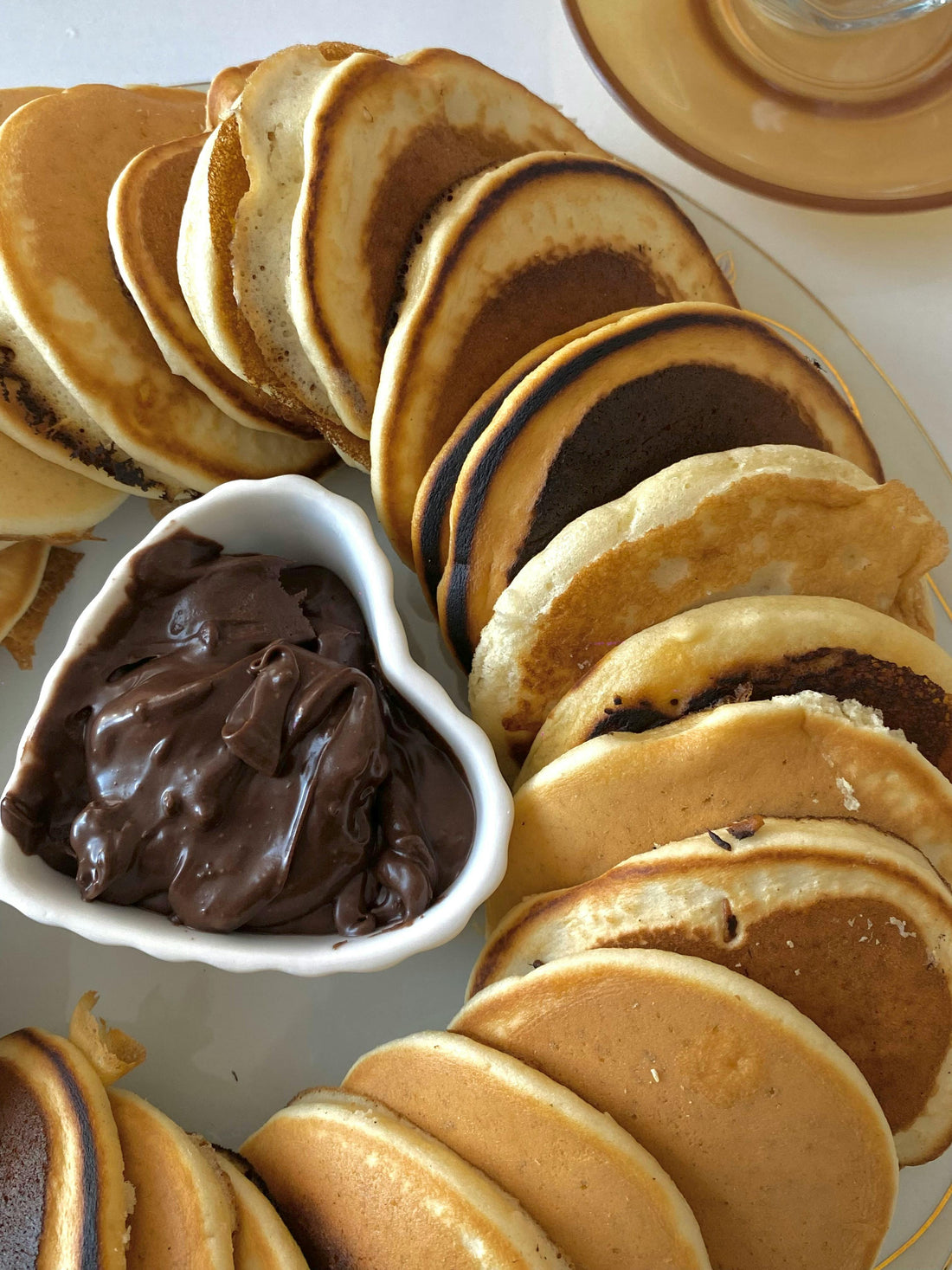 Top 5 Unhinged Ways People Eat Hazelnut Spread (We’re Not Judging)
