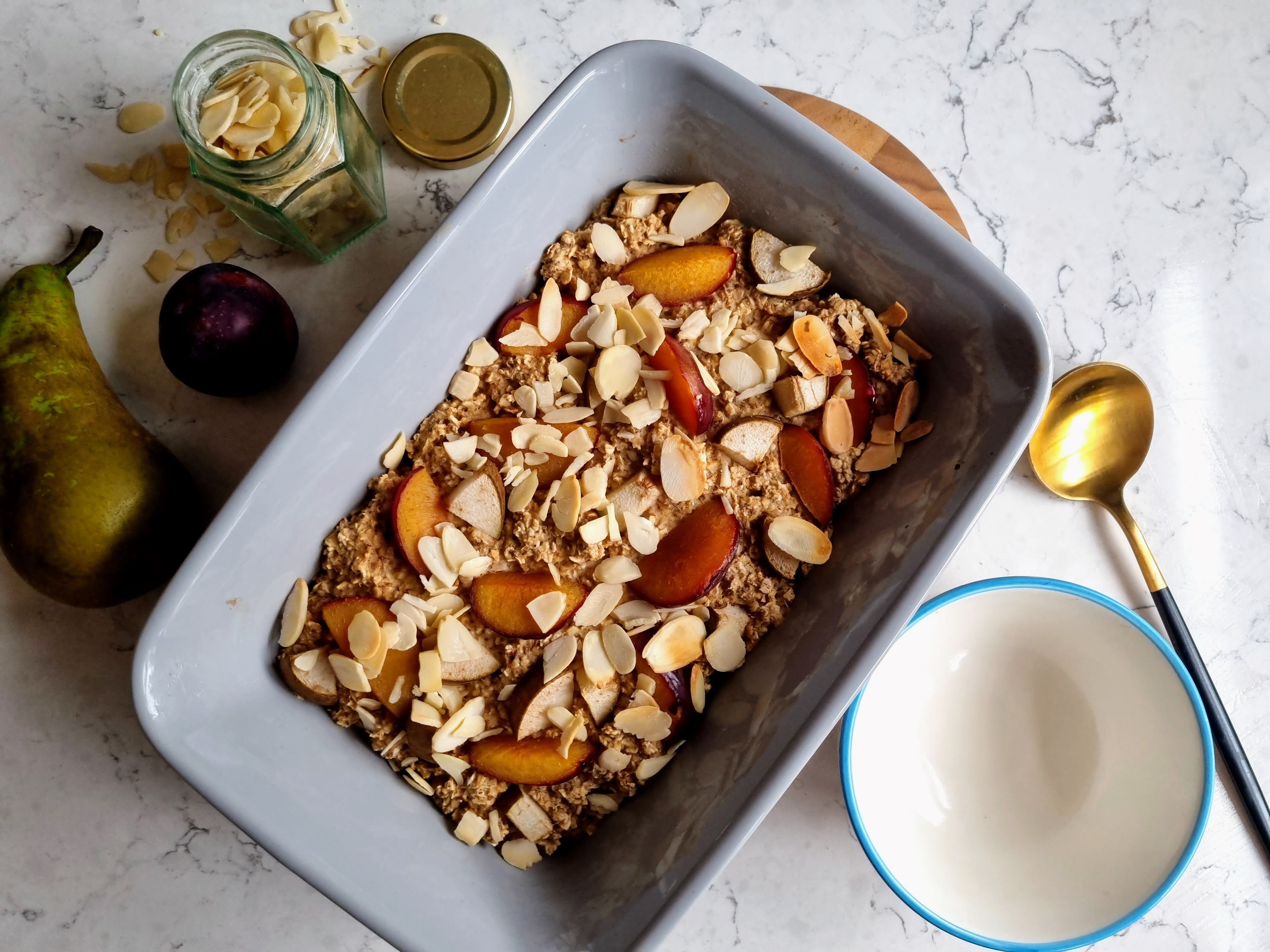 Plum Pear Baked Oat