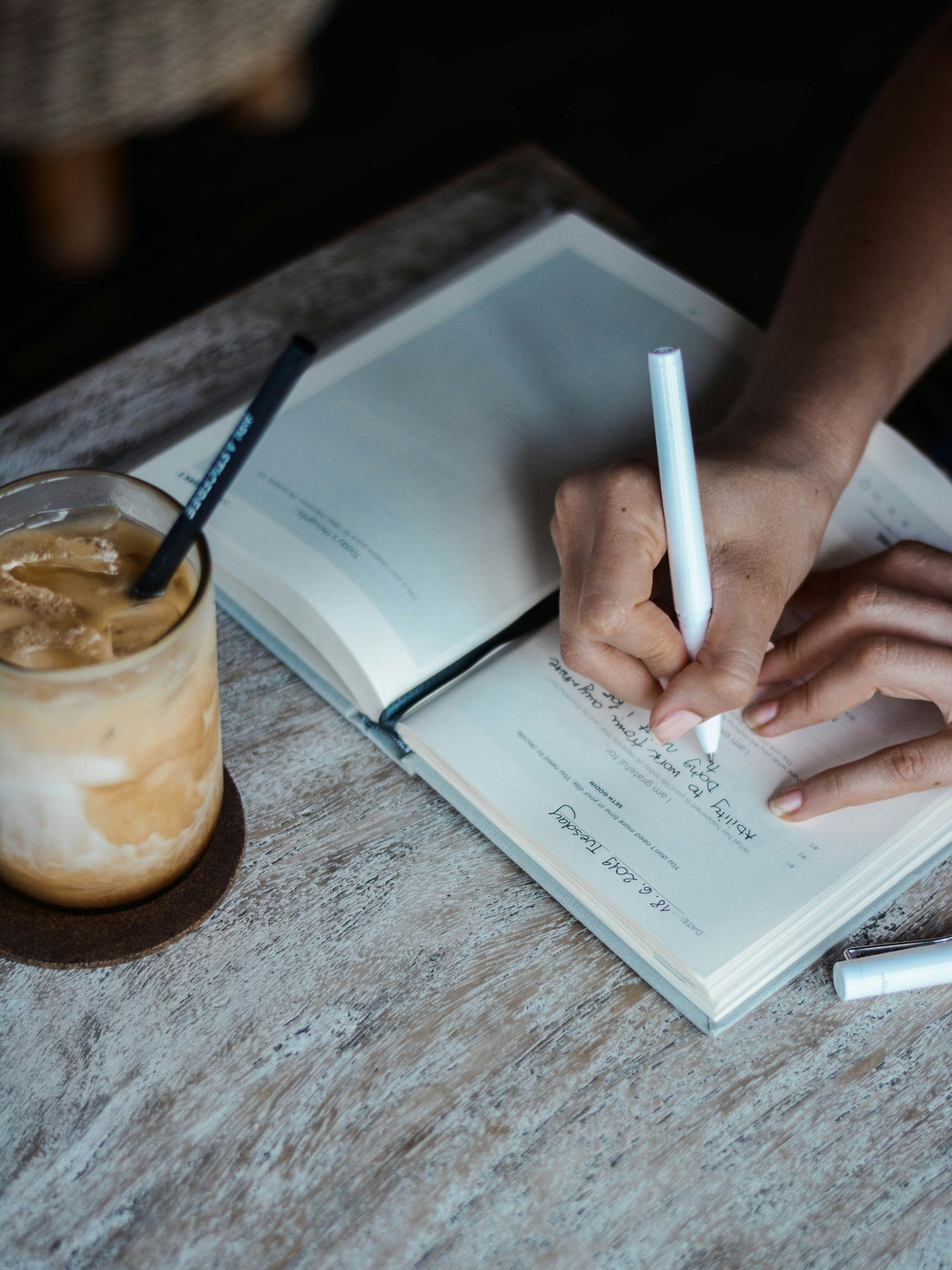 Clear the Mental Clutter: How Journaling Helps You Reset